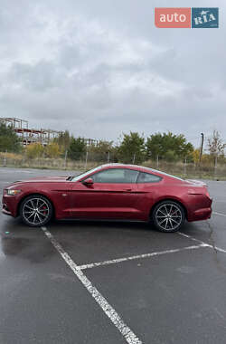 Купе Ford Mustang 2015 в 