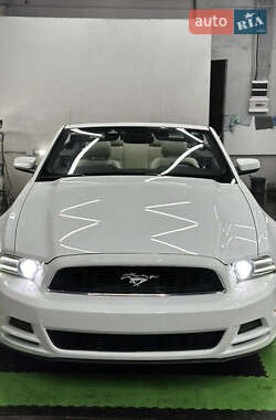 Кабриолет Ford Mustang 2014 в Харькове