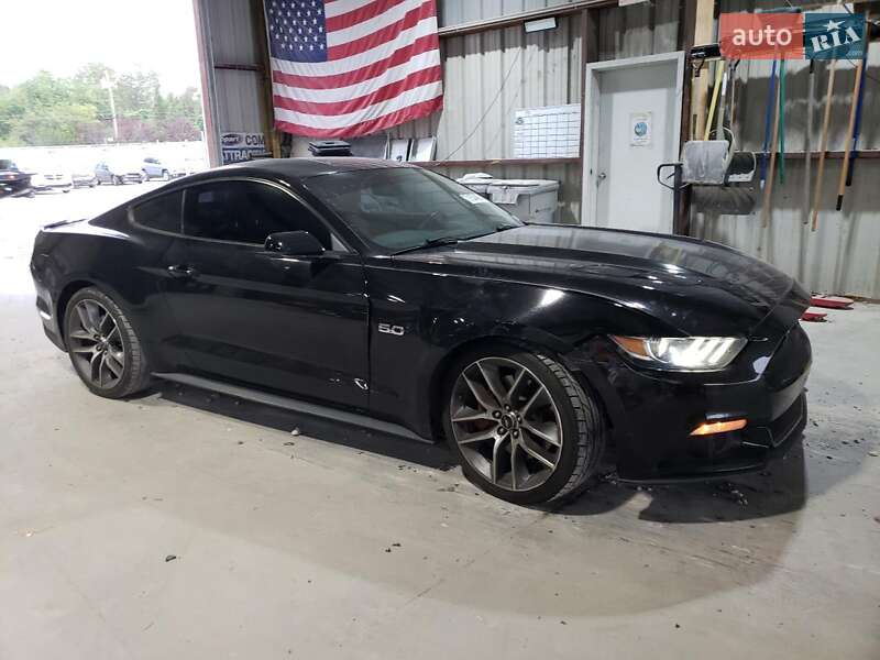Купе Ford Mustang 2016 в Луцьку