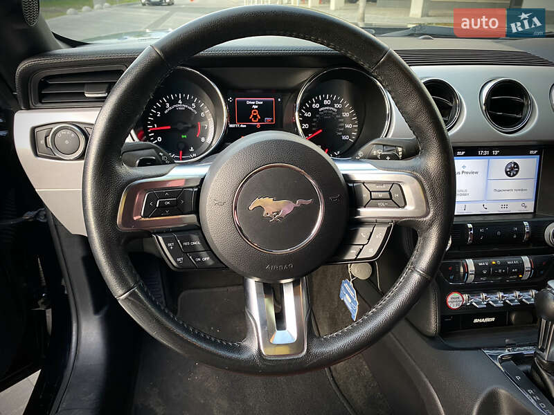 Купе Ford Mustang 2016 в Києві