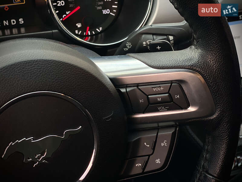 Купе Ford Mustang 2016 в Києві