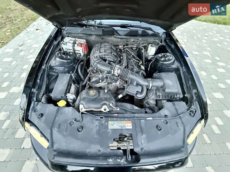 Купе Ford Mustang 2013 в Одесі