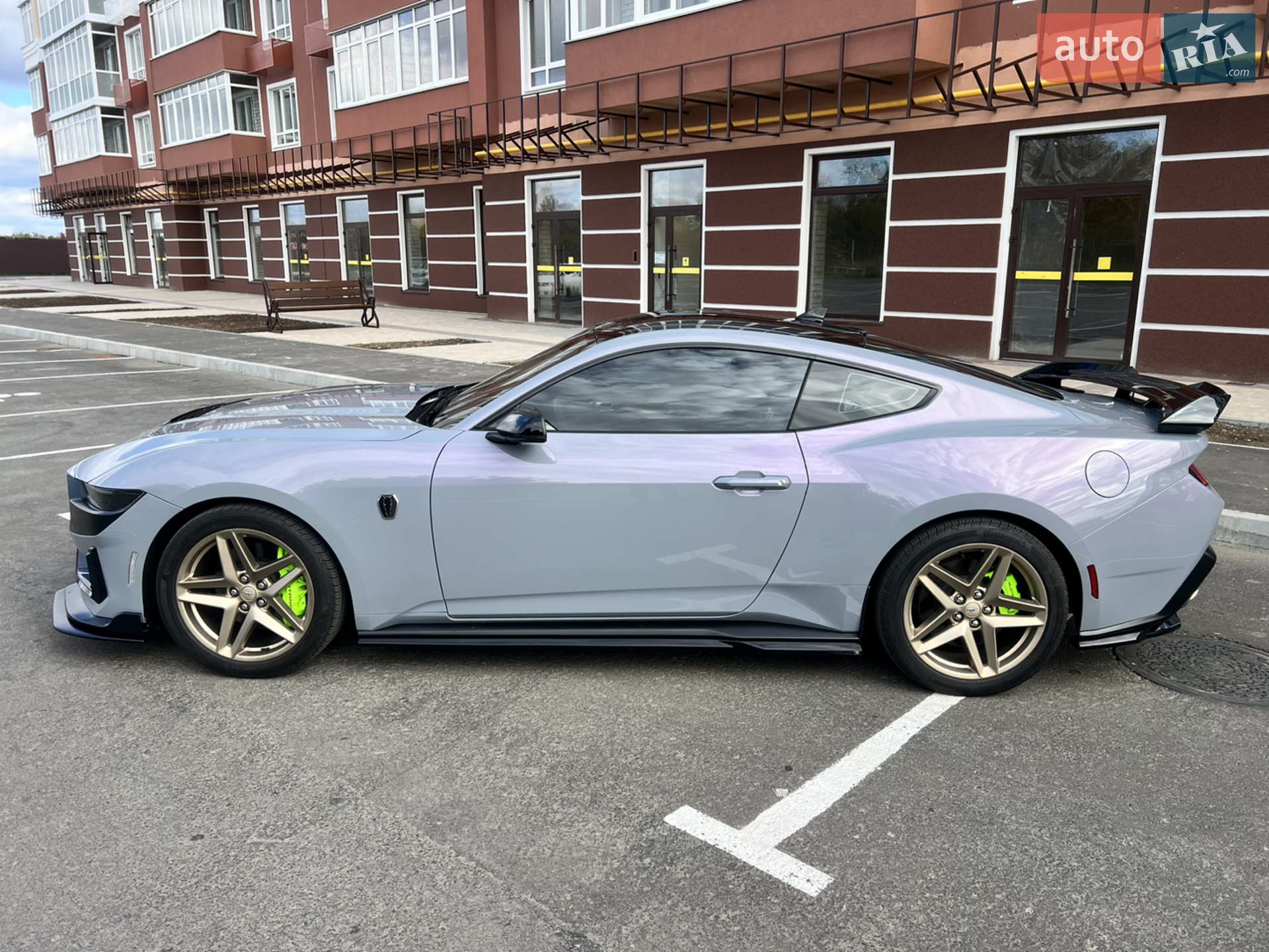 2024 Ford Mustang - мініатюра 3