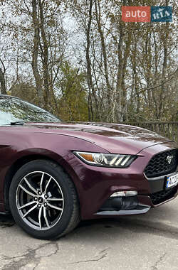 Кабриолет Ford Mustang 2016 в 
