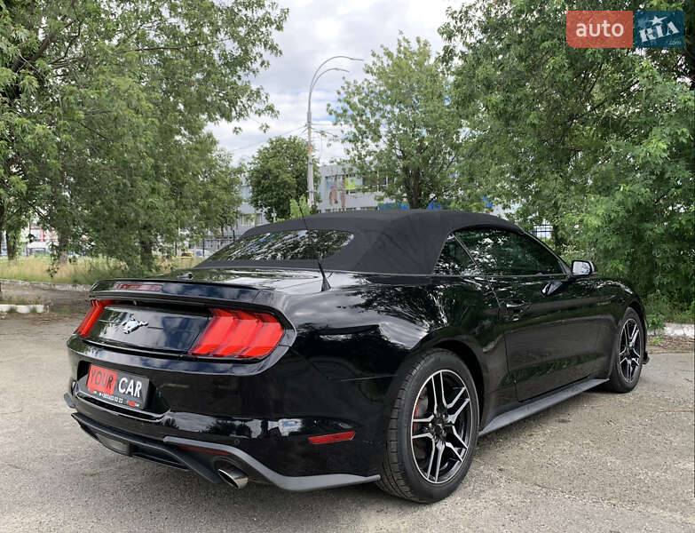Кабріолет Ford Mustang 2019 в Києві фото 29 Кабріолет Ford Mustang 2019 в Києві