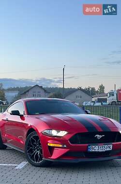 Купе Ford Mustang 2017 в Нововолынске