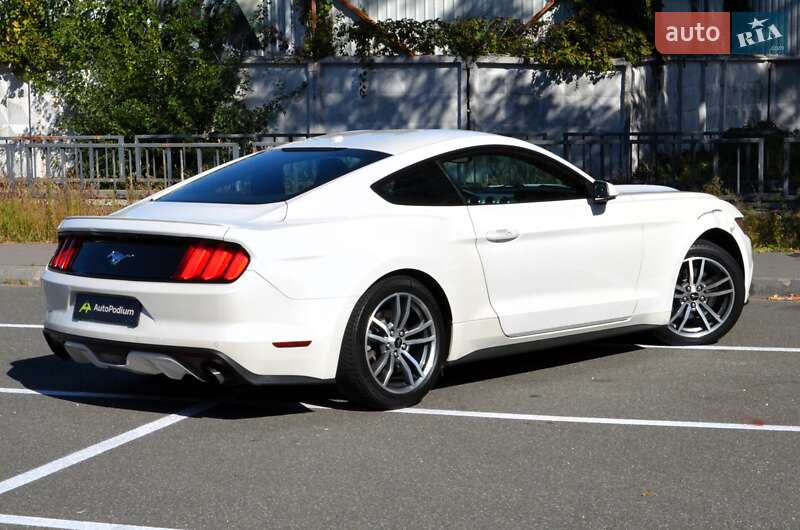 Купе Ford Mustang 2017 в Киеве фото 13 Купе Ford Mustang 2017 в Киеве