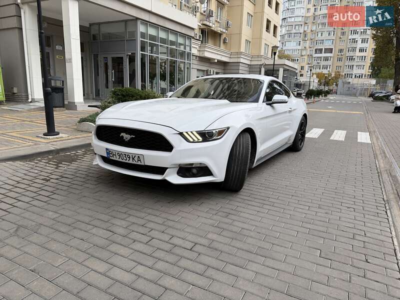 Купе Ford Mustang 2015 в Одесі фото 2 Купе Ford Mustang 2015 в Одесі