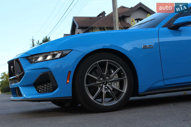 Купе Ford Mustang 2024 в Киеве
