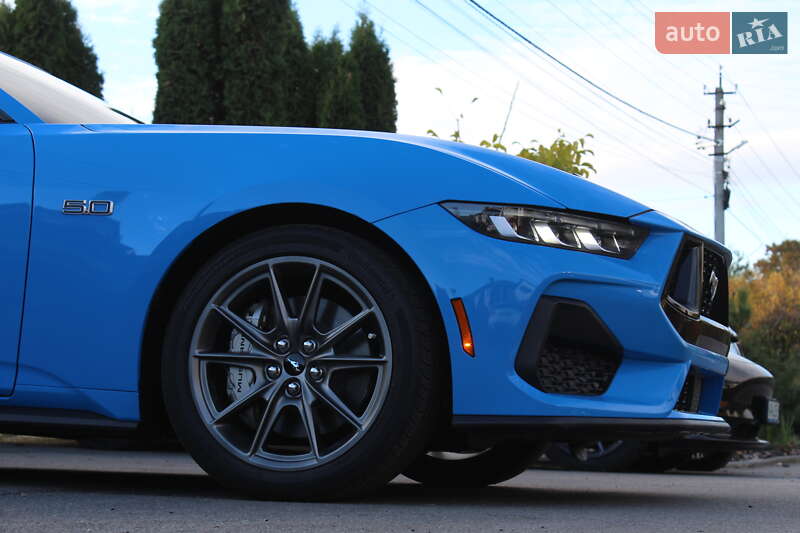 Купе Ford Mustang 2024 в Киеве