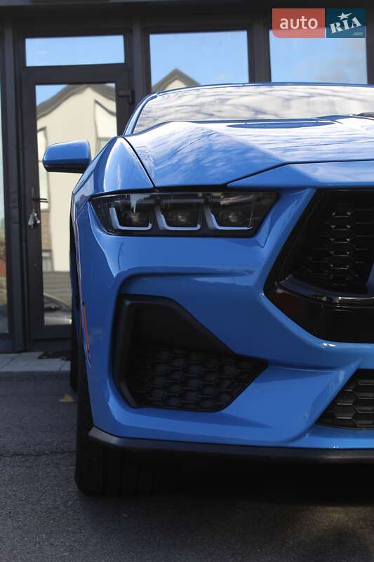 Купе Ford Mustang 2024 в Киеве