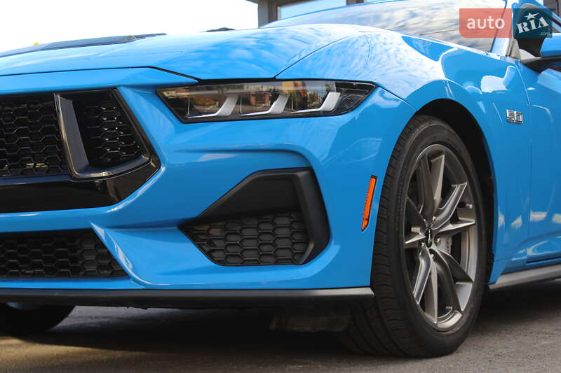 Купе Ford Mustang 2024 в Киеве