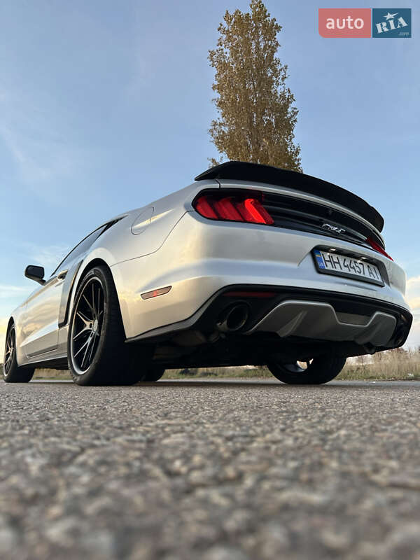 Купе Ford Mustang 2016 в Одессе