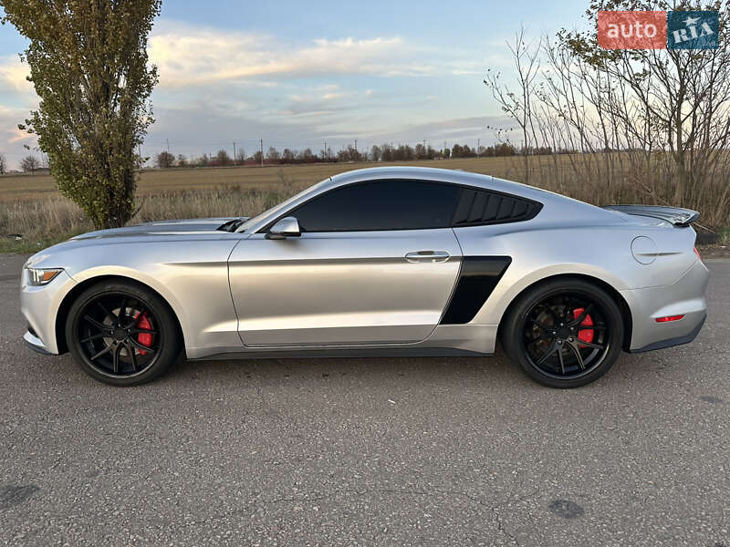 Купе Ford Mustang 2016 в Одессе