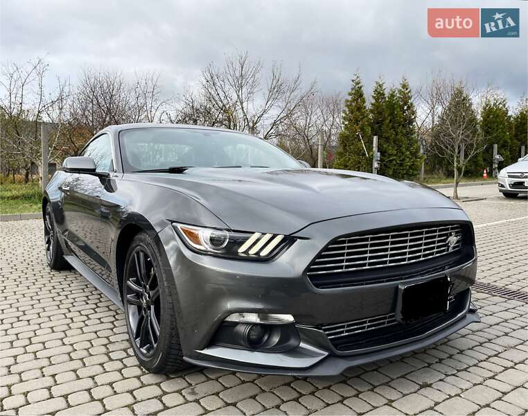 Купе Ford Mustang 2016 в Львові