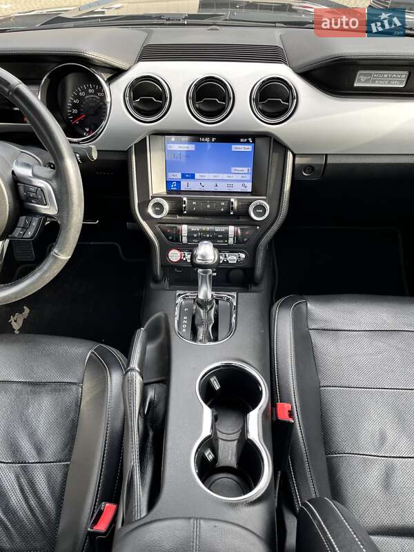 Купе Ford Mustang 2016 в Львові