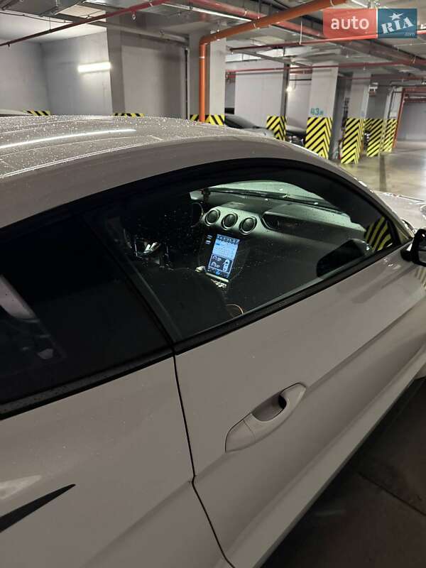 Купе Ford Mustang 2018 в Одесі