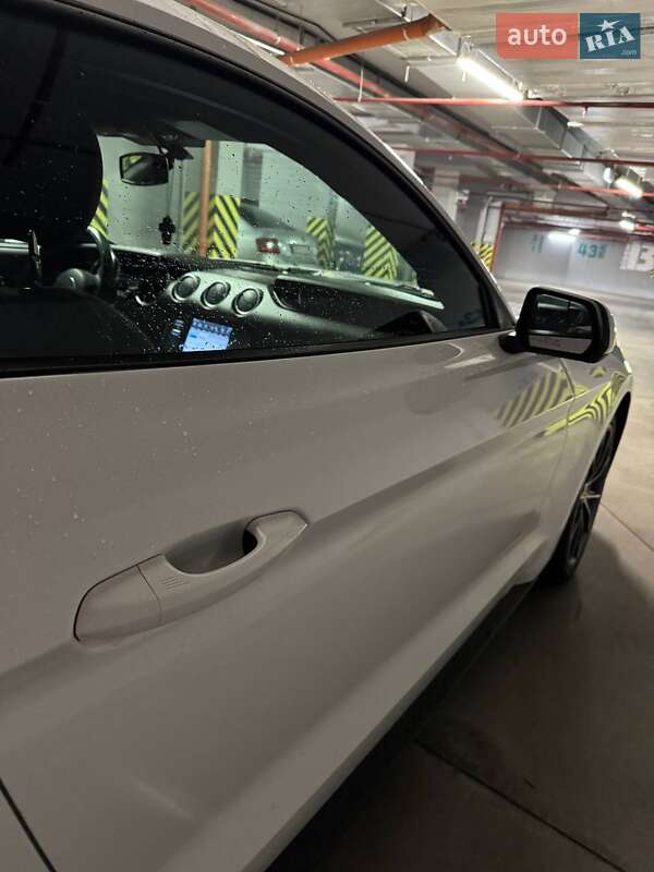 Купе Ford Mustang 2018 в Одесі