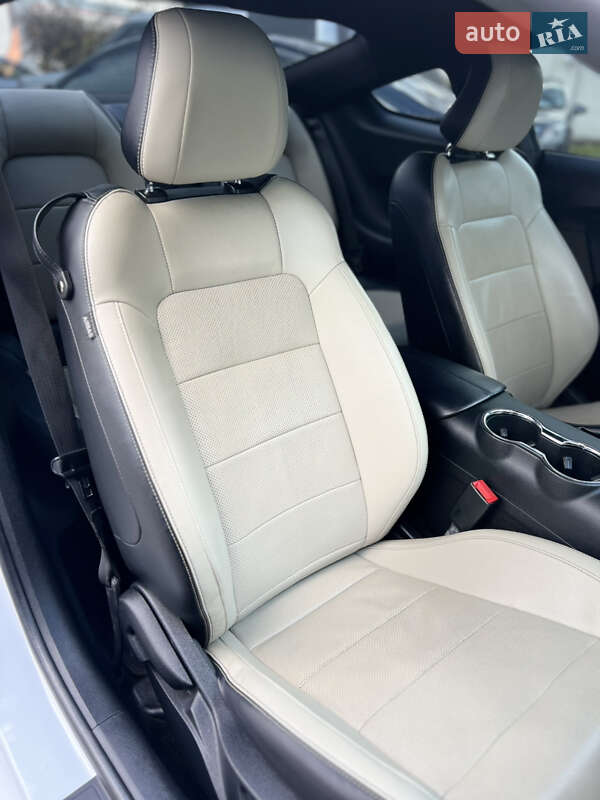 Купе Ford Mustang 2017 в Одесі фото 14 Купе Ford Mustang 2017 в Одесі