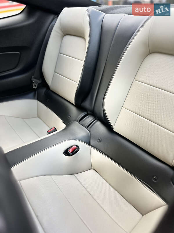 Купе Ford Mustang 2017 в Одесі фото 15 Купе Ford Mustang 2017 в Одесі