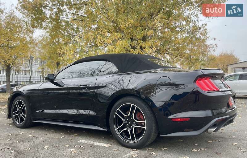 Кабріолет Ford Mustang 2019 в Києві
