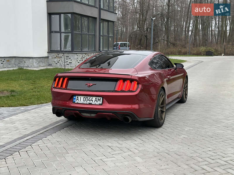 Купе Ford Mustang 2015 в Киеве фото 11 Купе Ford Mustang 2015 в Киеве