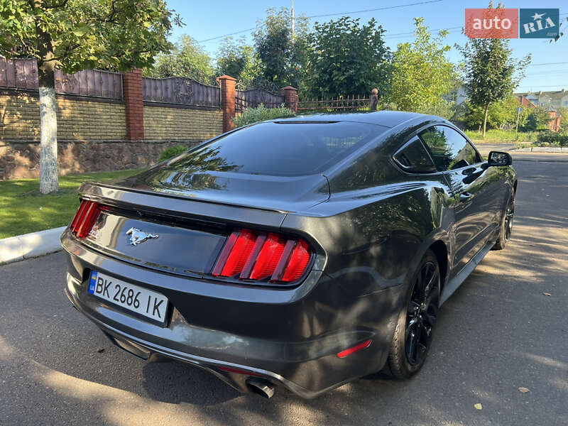 Купе Ford Mustang 2017 в Рівному