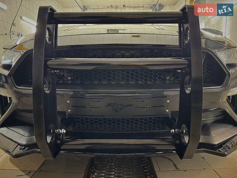 Купе Ford Mustang 2018 в Киеве фото 66 Купе Ford Mustang 2018 в Киеве
