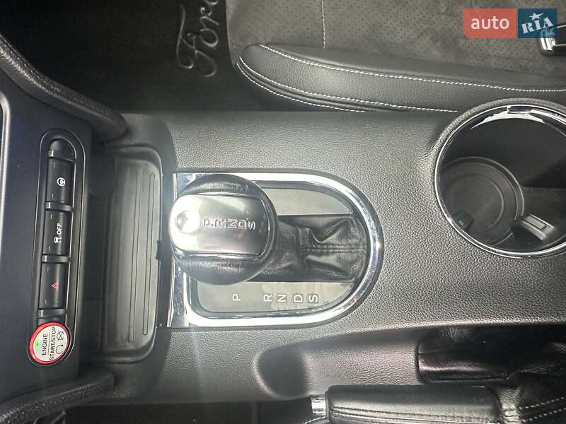 Купе Ford Mustang 2016 в Киеве