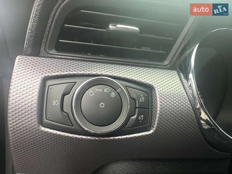 Купе Ford Mustang 2016 в Киеве