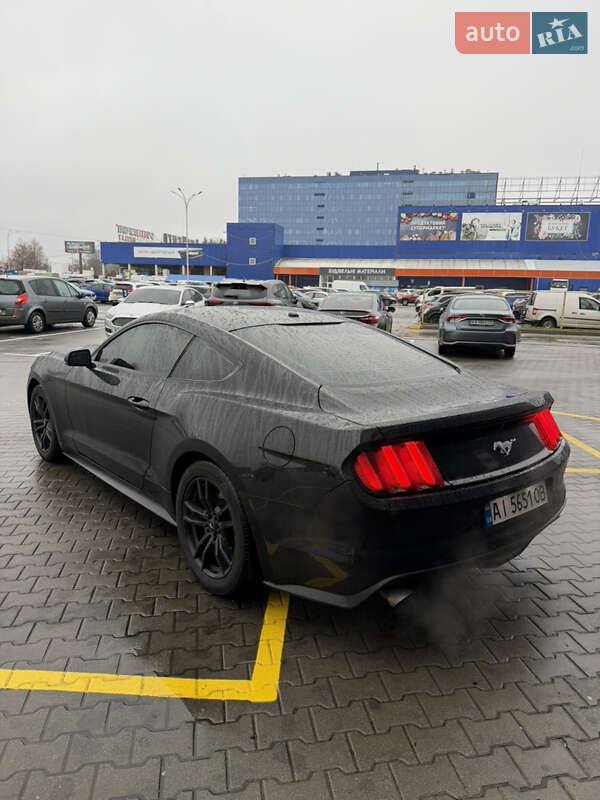Купе Ford Mustang 2015 в Києві
