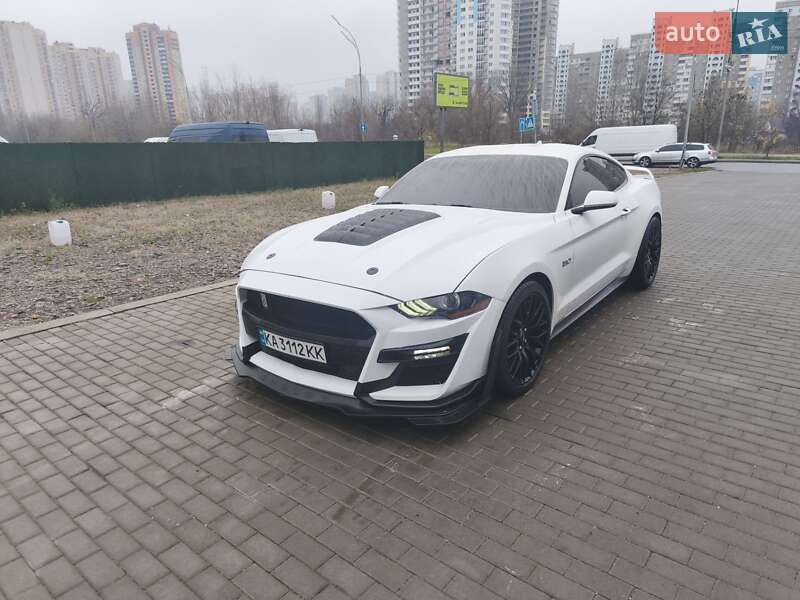 Купе Ford Mustang 2020 в Киеве