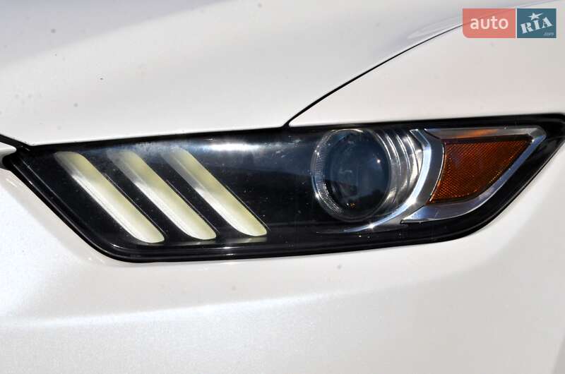 Купе Ford Mustang 2017 в Києві