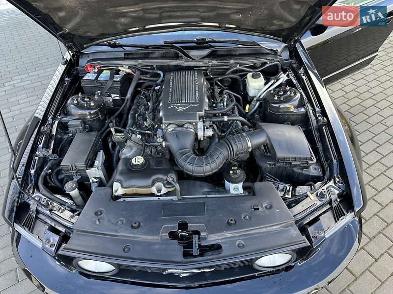 Купе Ford Mustang 2008 в Киеве