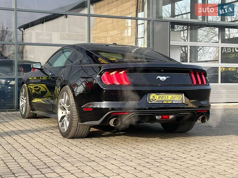 Купе Ford Mustang 2016 в Ивано-Франковске
