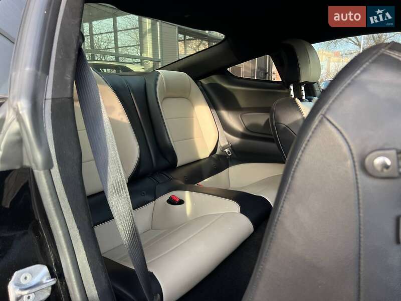 Купе Ford Mustang 2016 в Ивано-Франковске