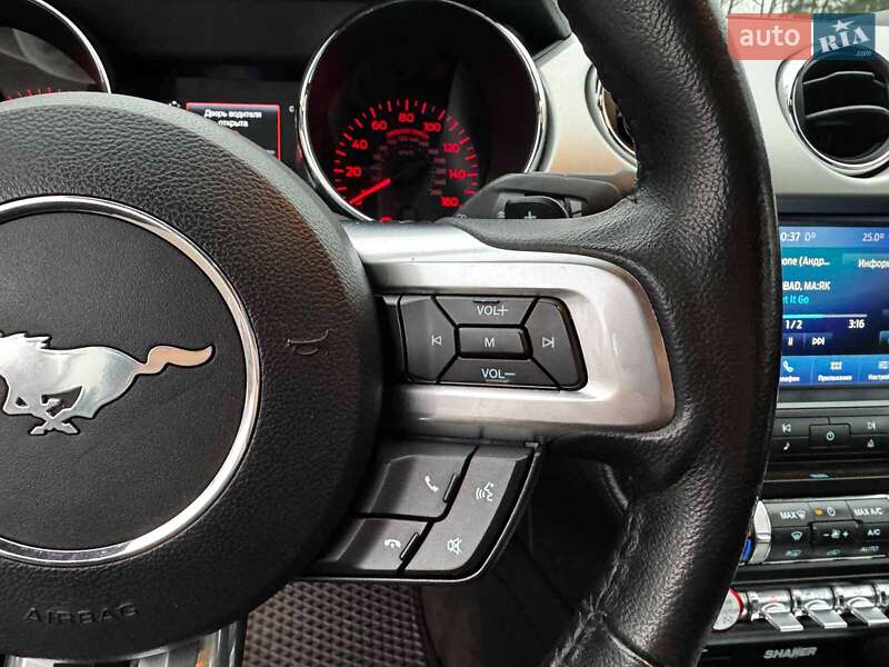 Кабриолет Ford Mustang 2016 в Киеве фото 20 Кабриолет Ford Mustang 2016 в Киеве