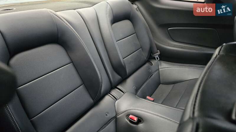 Купе Ford Mustang 2016 в Днепре