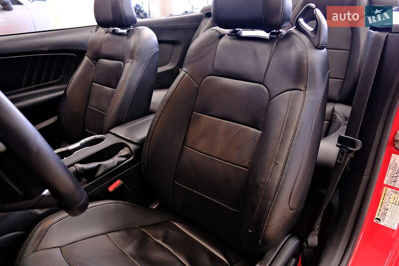 Кабриолет Ford Mustang 2017 в Одессе