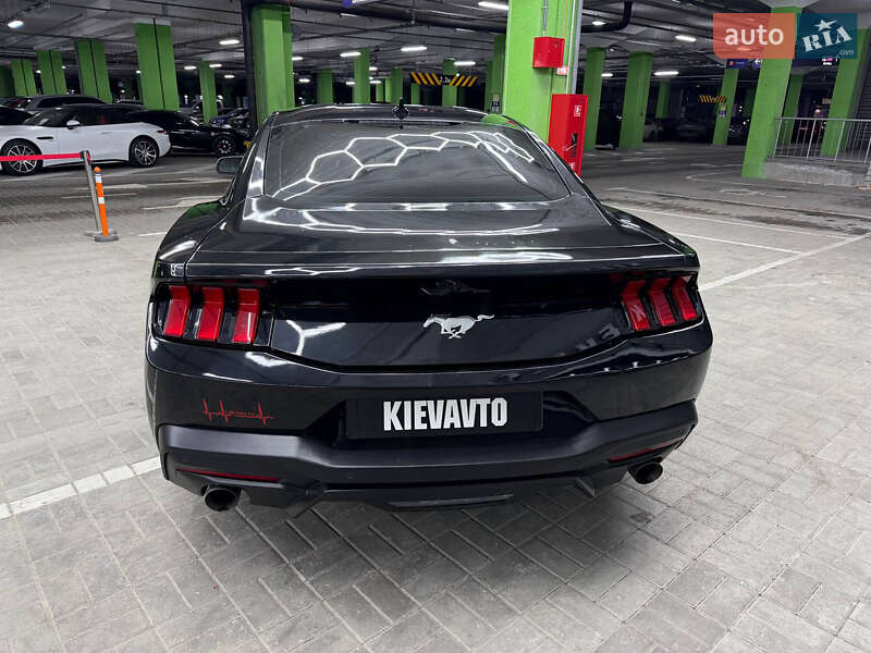 Купе Ford Mustang 2023 в Києві