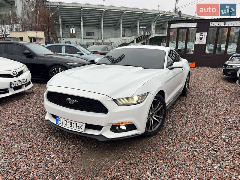 Купе Ford Mustang 2015 в Полтаве