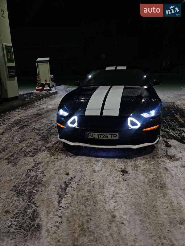 Купе Ford Mustang 2019 в Берегово