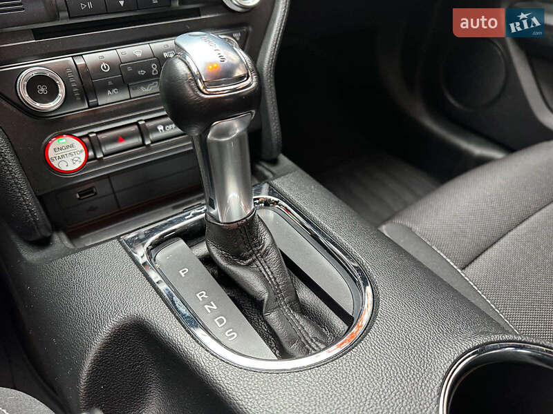 Купе Ford Mustang 2017 в Киеве