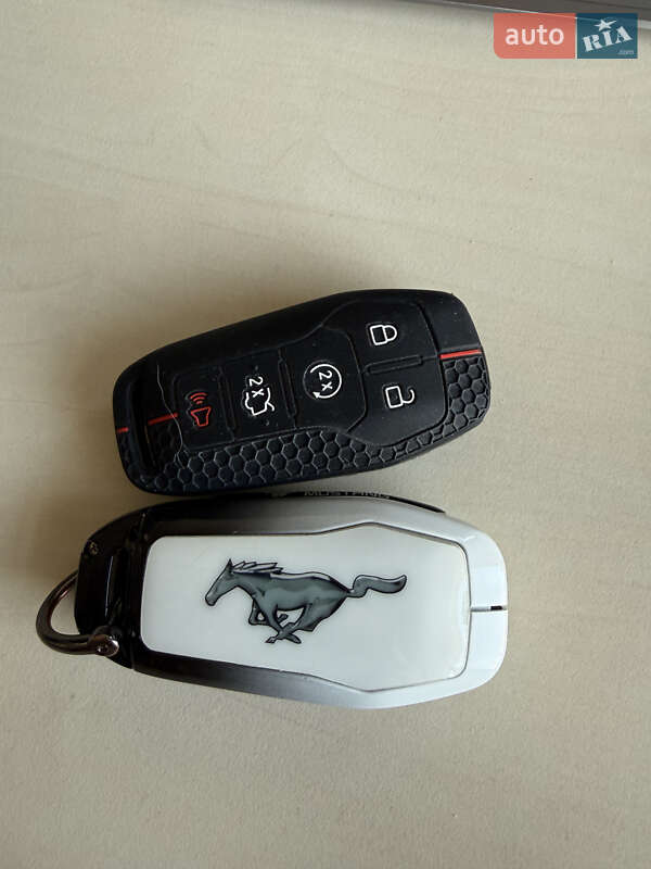 Купе Ford Mustang 2016 в Ужгороде фото 17 Купе Ford Mustang 2016 в Ужгороде