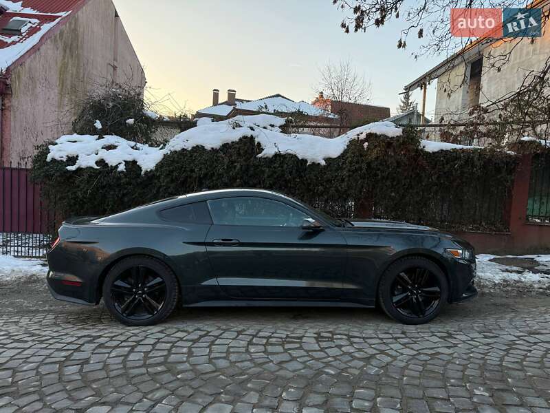 Купе Ford Mustang 2016 в Ужгороде фото 3 Купе Ford Mustang 2016 в Ужгороде