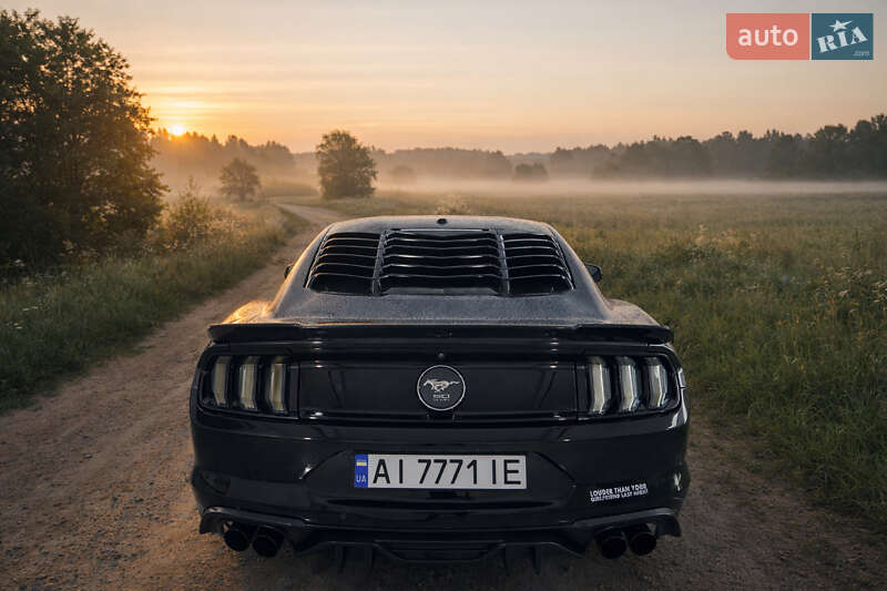 Купе Ford Mustang 2018 в Києві фото 8 Купе Ford Mustang 2018 в Києві