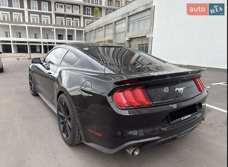 Купе Ford Mustang 2018 в Киеве