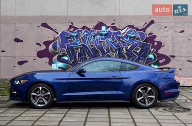 Купе Ford Mustang 2015 в Ужгороді