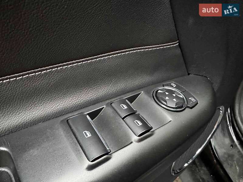 Кабриолет Ford Mustang 2016 в Киеве