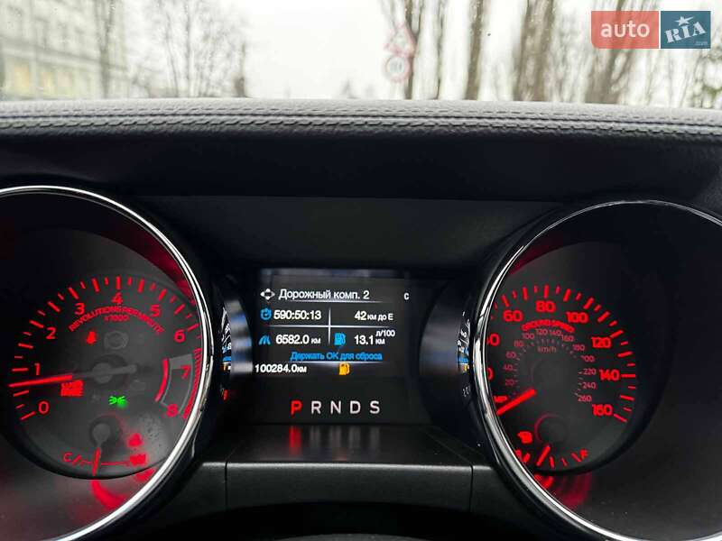 Кабриолет Ford Mustang 2016 в Киеве